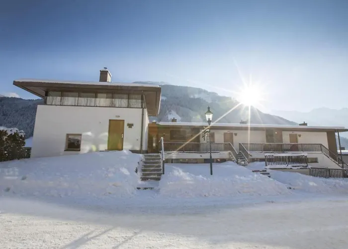Dom wakacyjny Schoeneben Haus Gernkogel Wald im Pinzgau
